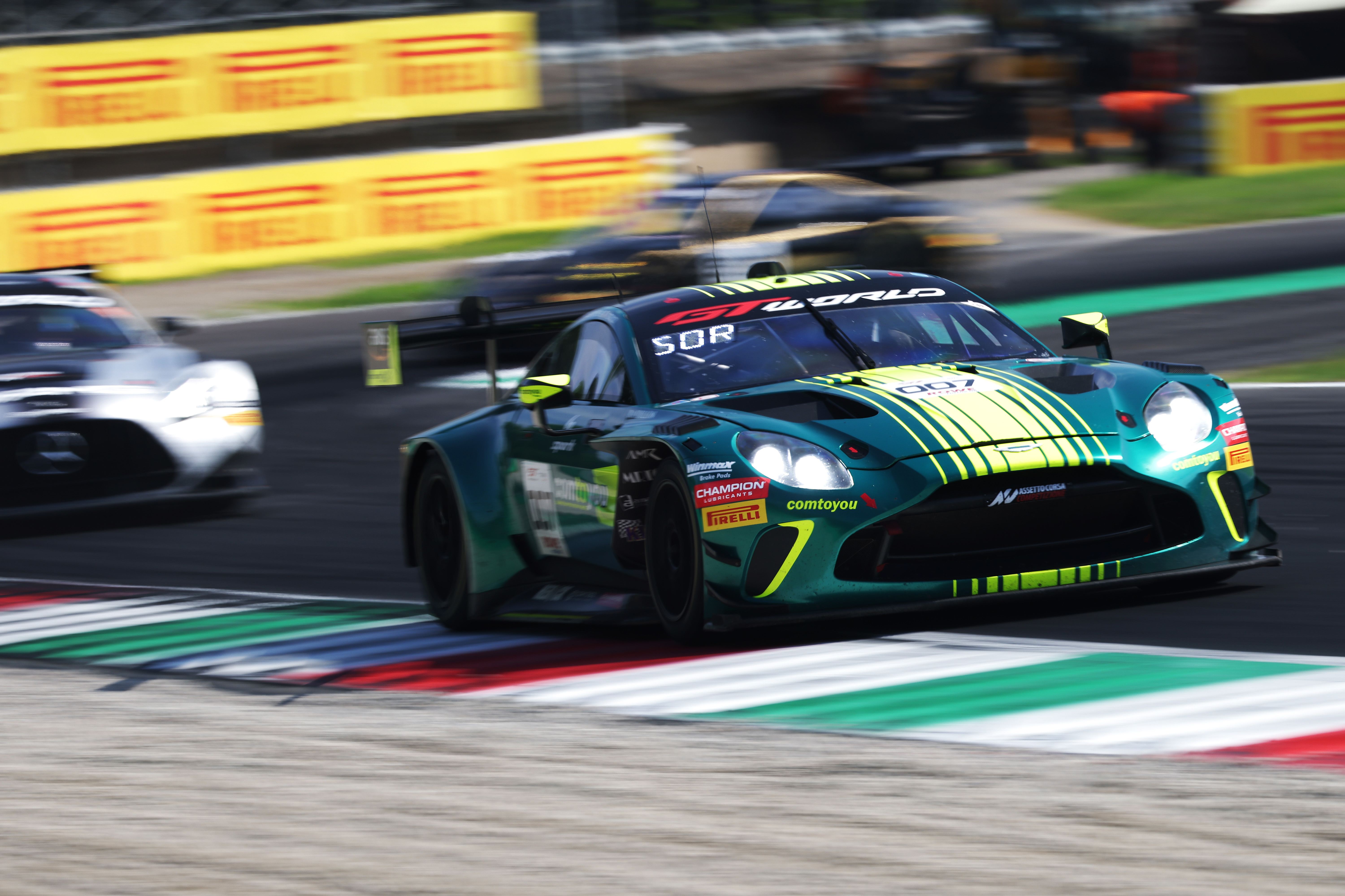 Comtoyou Racing Team powered by Aston Martin